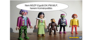 Illustration for article titled Itt az Összefogás rövid története Playmobil bábukkal eljátszva